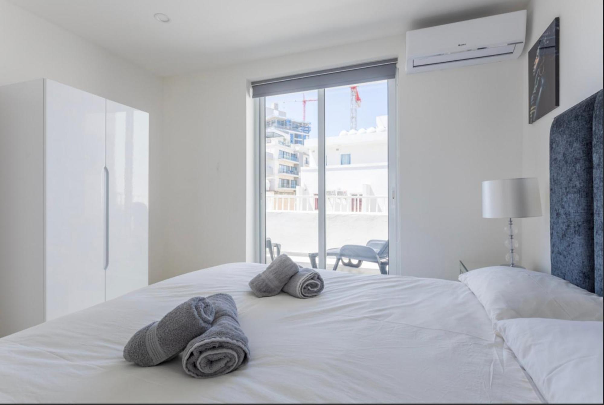 Saint Julian - Lovely Apartment With Terrace - Cityapartmentstay Saint Julian's 外观 照片